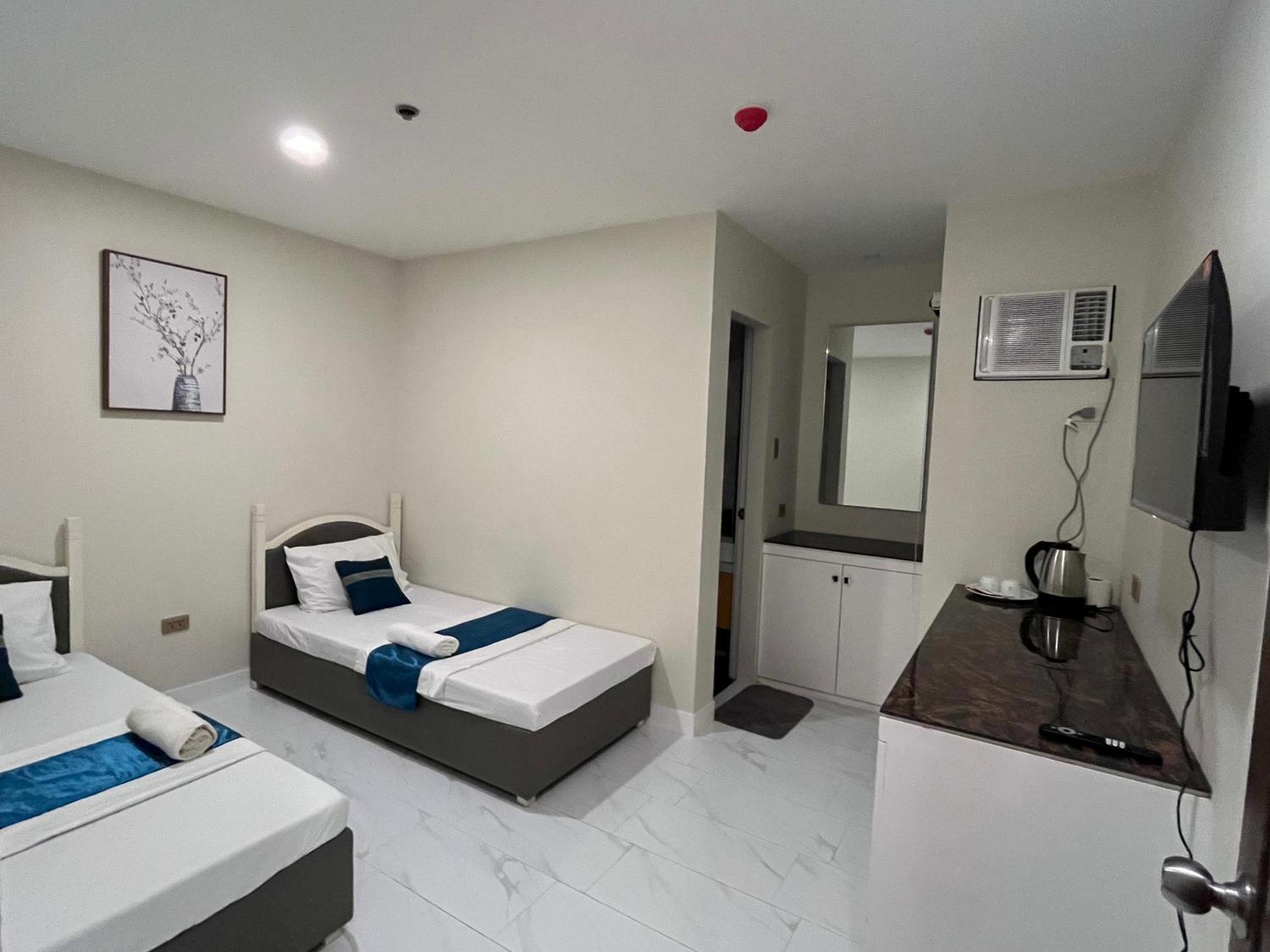717 Residences Iloilo City Ngoại thất bức ảnh